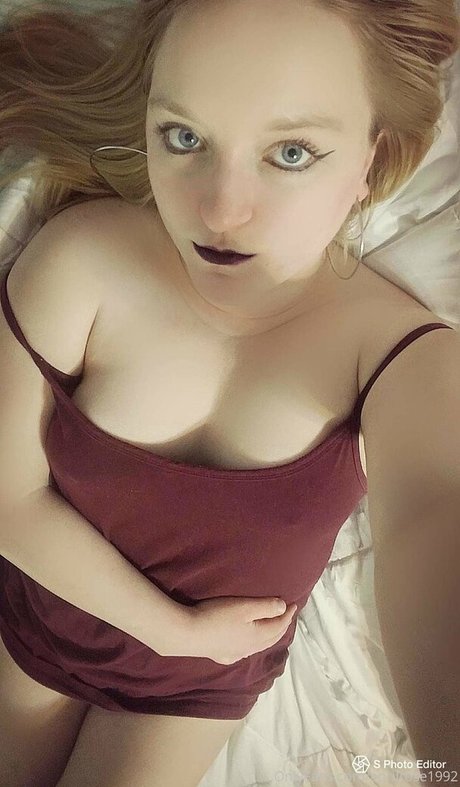 aprilrose1992 star pornographique photos