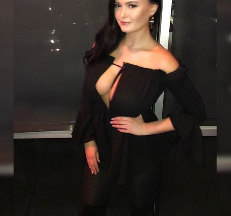 Michelleyroo star du porno exclusive galerie