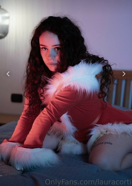 Laura Corti actrice érotique img