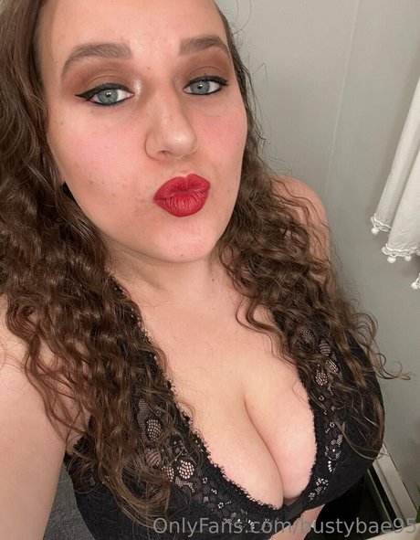 Bustybae95 star du porno sympa images