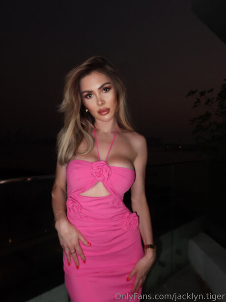 Jacklyn tiger art étoile img