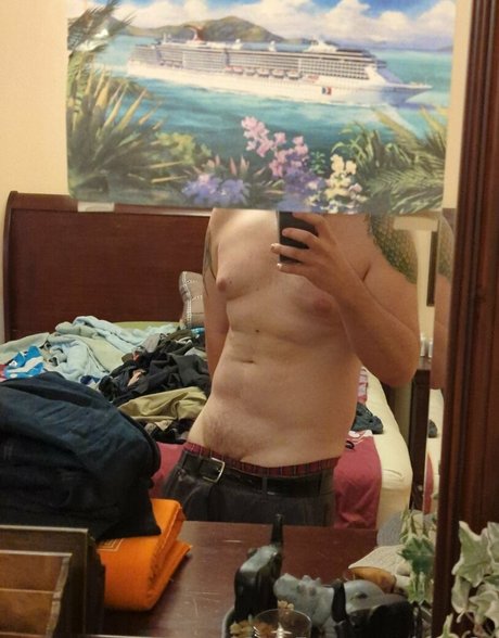 grav3y modèle de haute qualité image