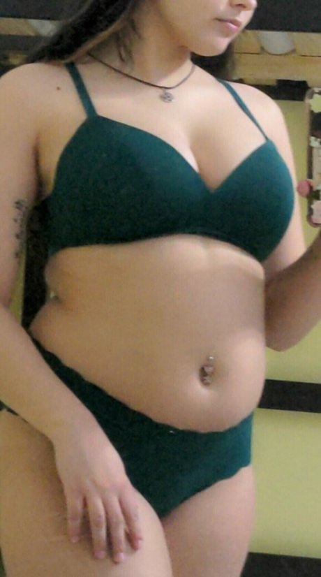 Its kiwi cosplay star du porno en haute qualité images