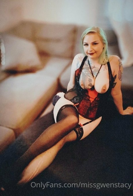 missgwenstacy étoile sympa photos
