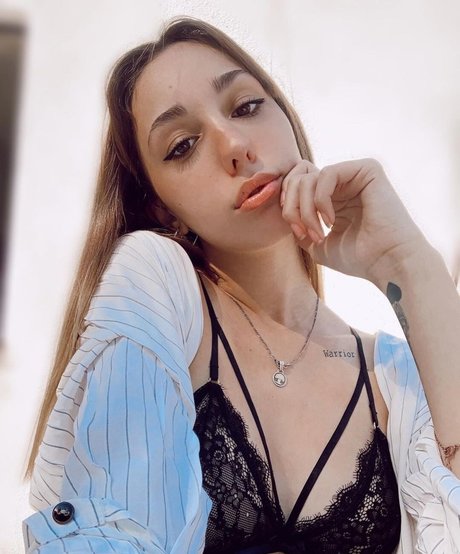 lingerie ébène onlyfans érotique chaud galeries