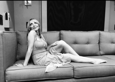 Tara Strong modèle xxx archive
