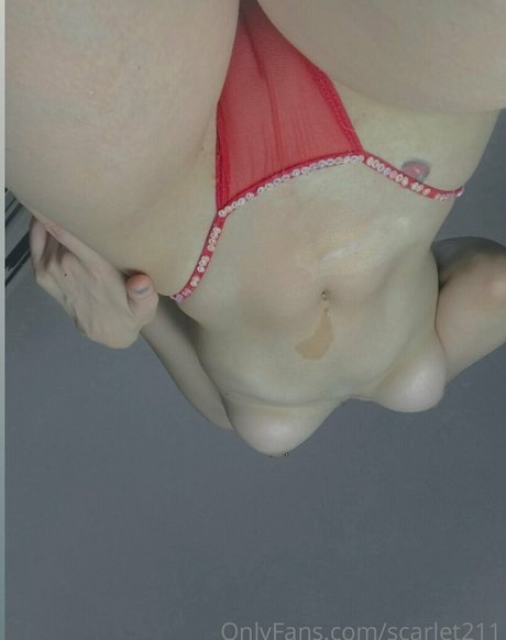 Scarlet Ruz star du porno xxx archive