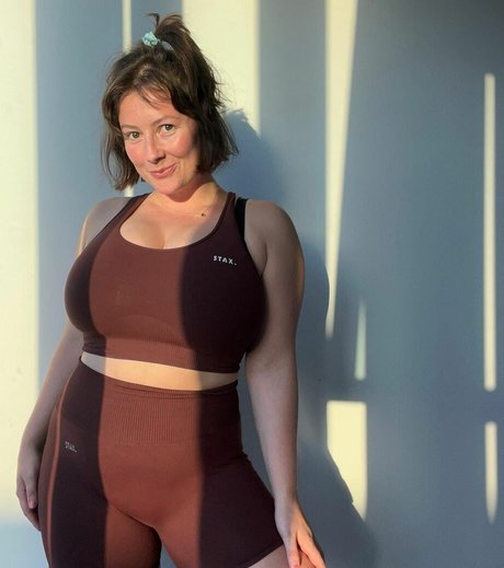 fellation mature uniquementfans porno de haute qualité photos