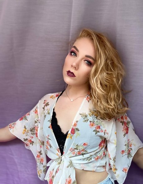 chaosandmagic actrice xxx galerie