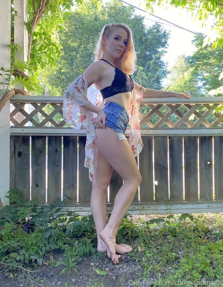 chaosandmagic jolie actrice image