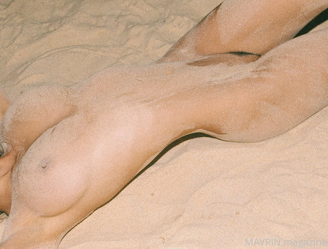 fans de gros seins asiatiques uniquement chaud de haute qualité photo