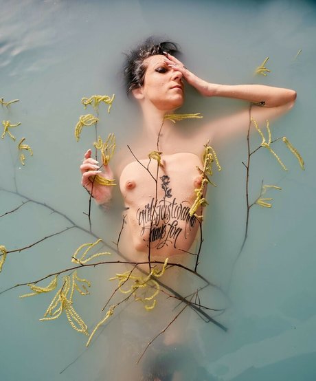 Zeynep Renda actrice parfaite photo