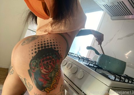 karleejane13 star du porno en haute qualité archive