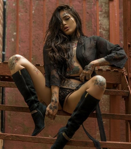 karleejane13 modèle joli des photos