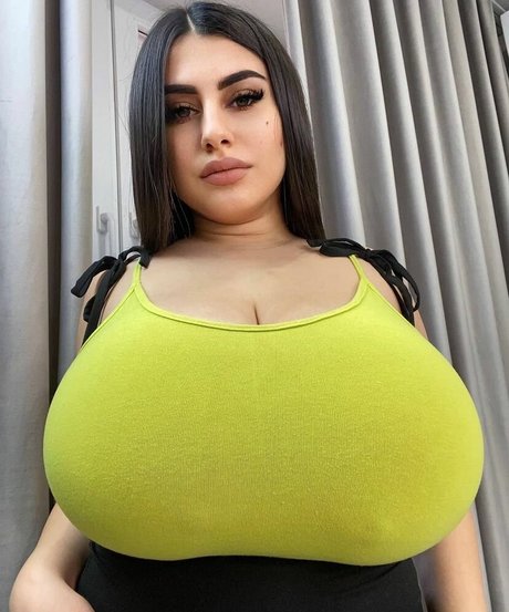 Rozzzywow joli modèle image