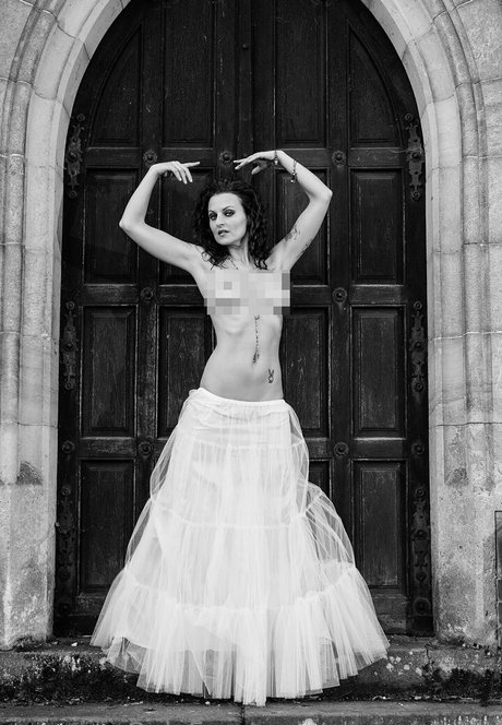 oliviezizkova actrice chaude archive