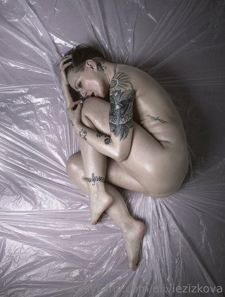 milf masturbation onlyfans beau nu des photos