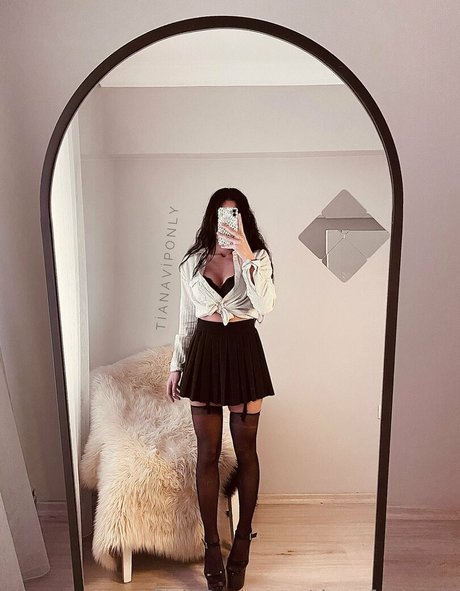 tianafreeonly star exclusive galerie