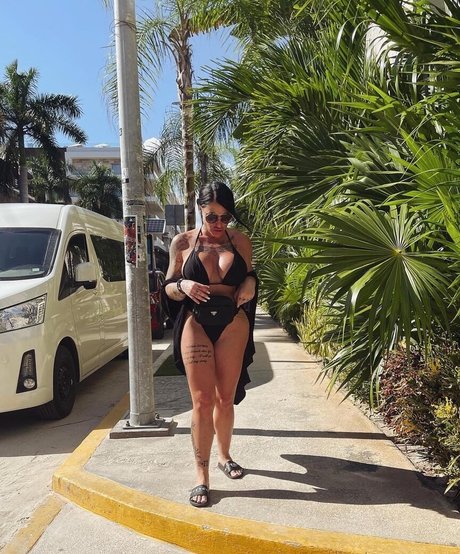 Vanessa bootybuilder actrice nue images