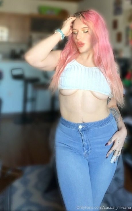 nastynirvanaa modèle hd des photos