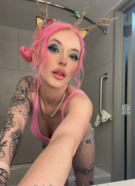 nastynirvanaa étoile exclusive des photos