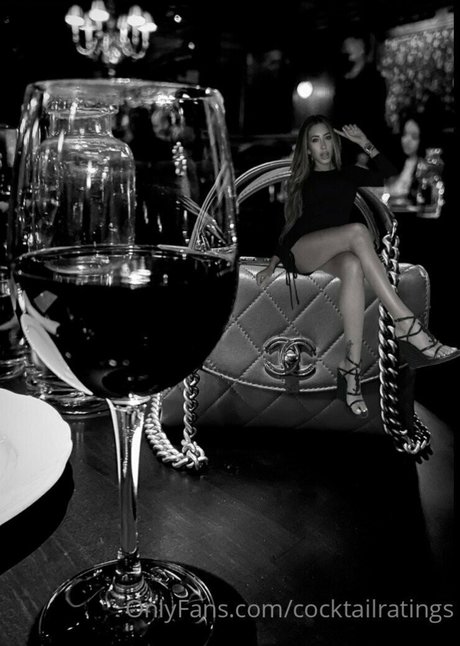 éjacule sur la langue onlyfans érotique exclusif galeries