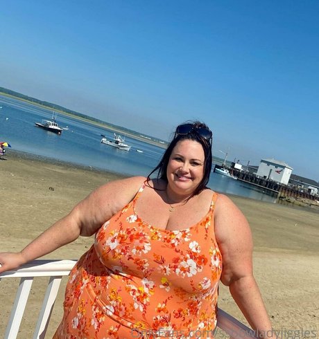 ssbbwladyjiggles actrice galeries