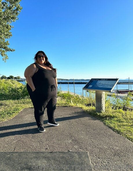 ssbbwladyjiggles étoile sympa img