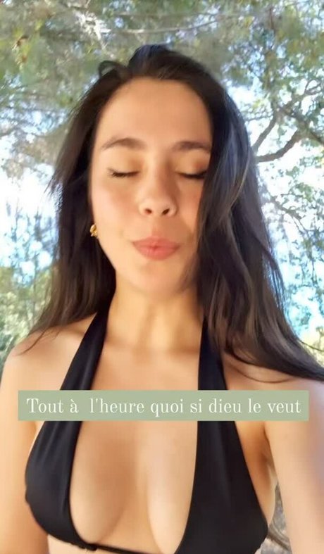 Charlie Danger jolie étoile des photos