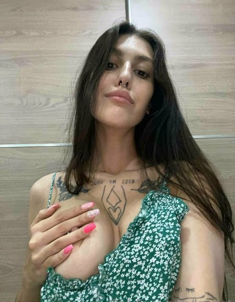 layslet star du porno de haute qualité img