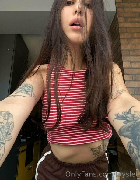 layslet haut de star du porno img