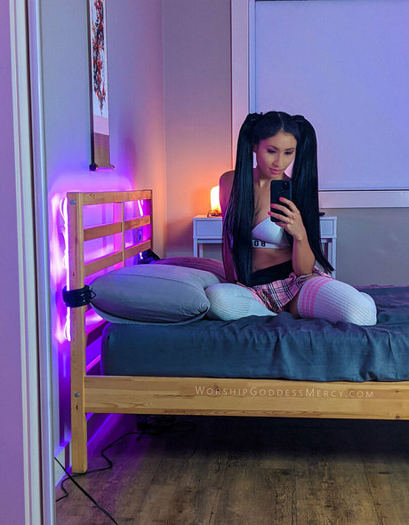 worshipgoddessmercy nus étoiles archive