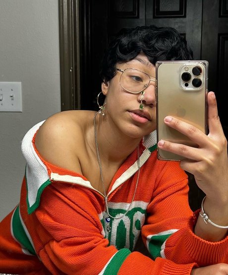 Caileneasely actrice parfaite archive