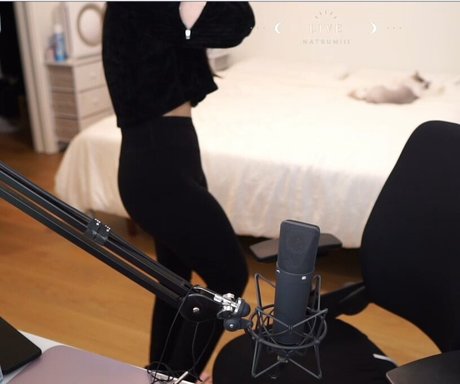 lolnatsumiii modèle artistique images