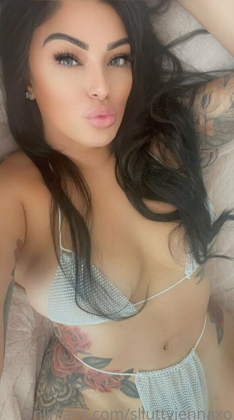 thick jennakumz étoile sexy photo