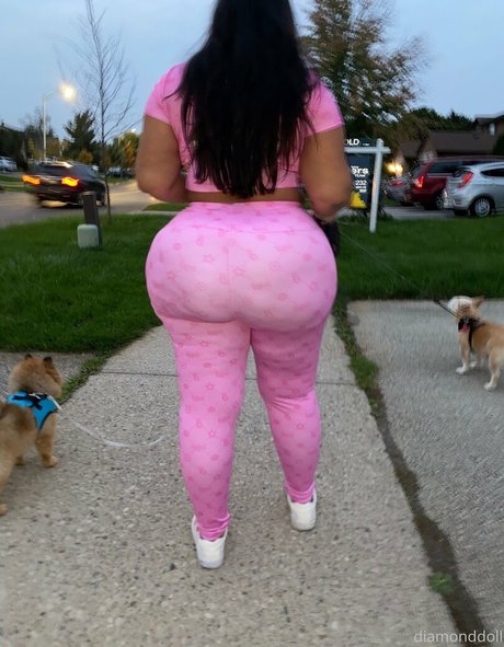 realdiamonddoll modèles nus photo