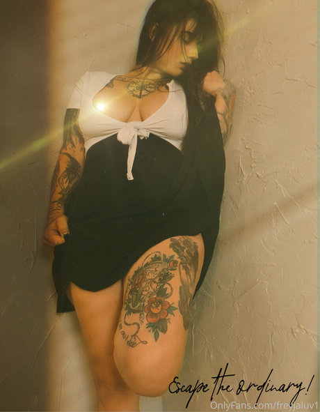 freyjaluv1 modèle de sexe archive