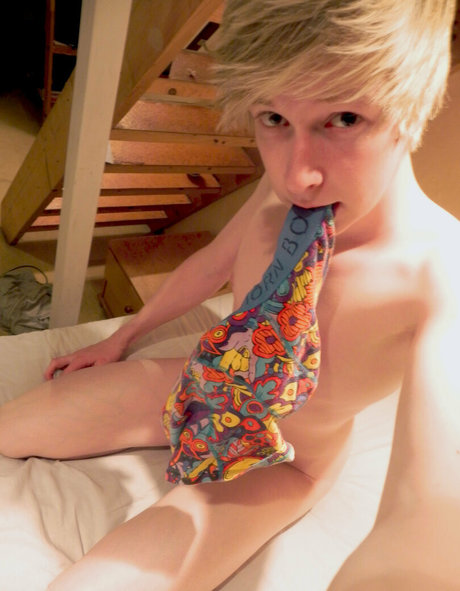 gros seins branlette espagnole onlyfans adulte érotique galeries