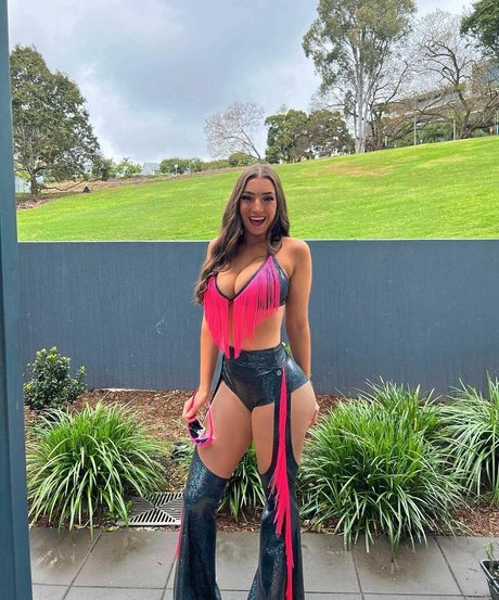 lesbiennes aux gros seins onlyfans haut sexy image