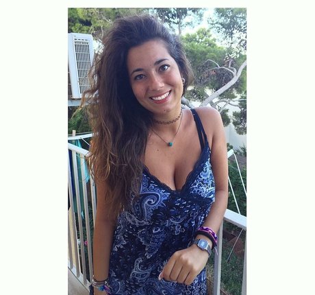 Paola Arena jolie étoile image