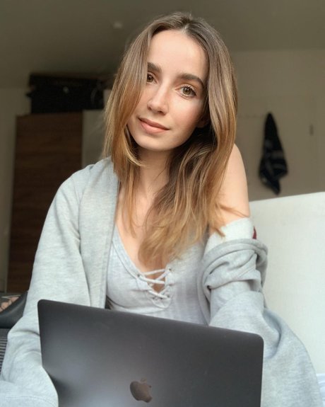 footjob pour ados uniquementfans assez hd images