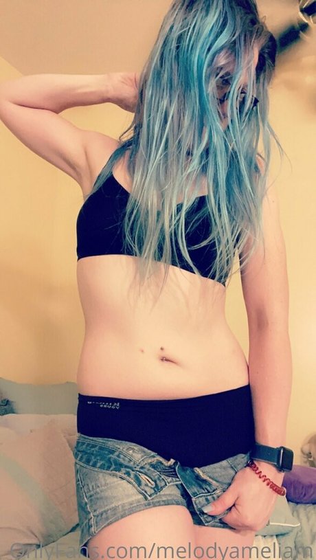 melodyameliam star érotique photo