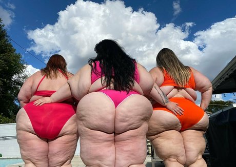 anulingus uniquementfans jolie et gratuite photo