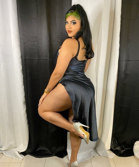 Marian Tatte modèle exclusif photos