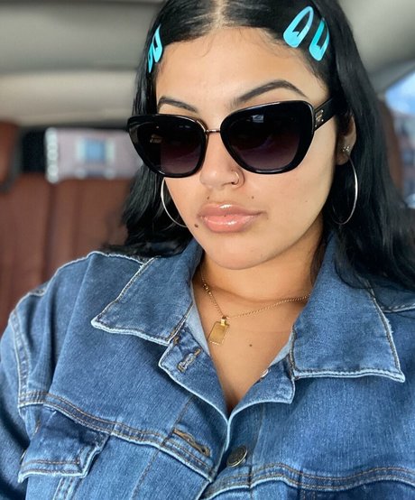 Marian Tatte star du porno belle image