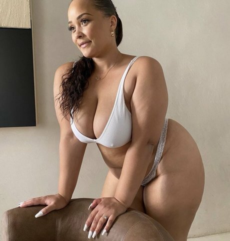 Natalie E Wade star du porno en haute qualité galerie