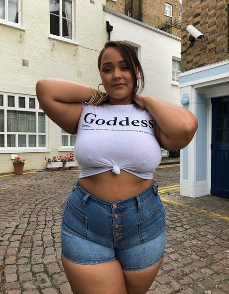 Natalie E Wade étoile sexy img