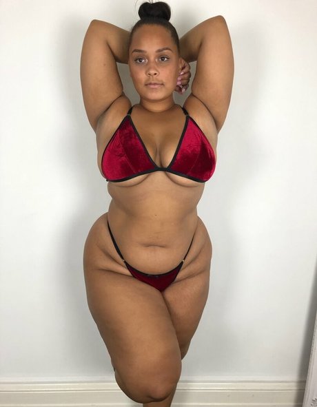 Natalie E Wade étoile sexy images