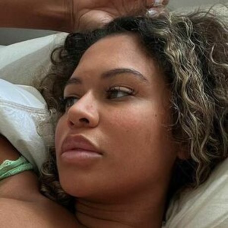 Chanelle Mauricette modèle nu photos