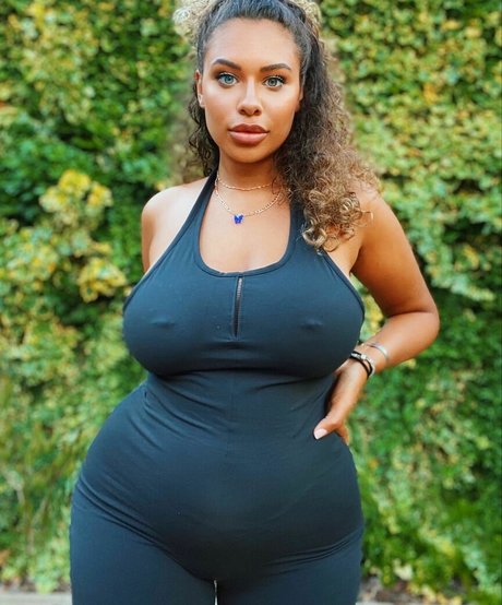 Chanelle Mauricette modèle sympa galerie